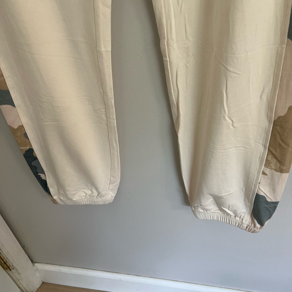 Mystree Cream and Green Zip-Up Jacket and joggers Set - Picture 14 of 15
